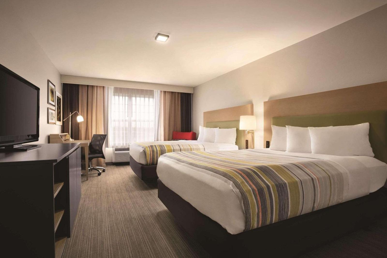 Country Inn & Suites by Radisson Bowling Green KY Main image 1